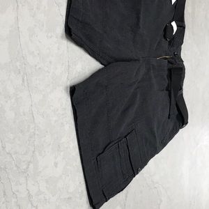 Levi’s black cargo shorts. Never worn. W 38.